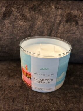 Bath & Body Works Sugar Cone Crunch 3-Wick Candle - White & Light Blue Label